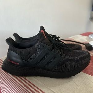 Addidas size 9 men